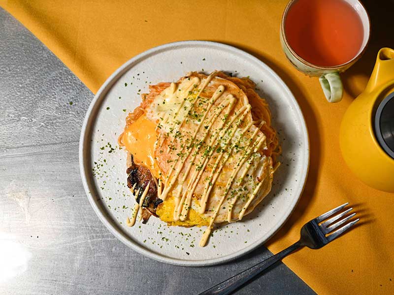 Hiroshima Okonomiyaki: A Unique Delight